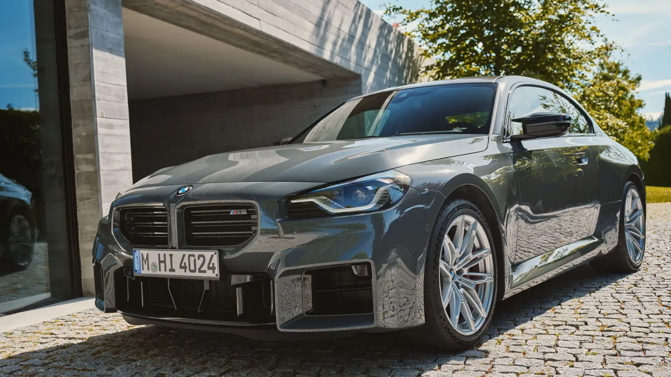 BMW M2 2025