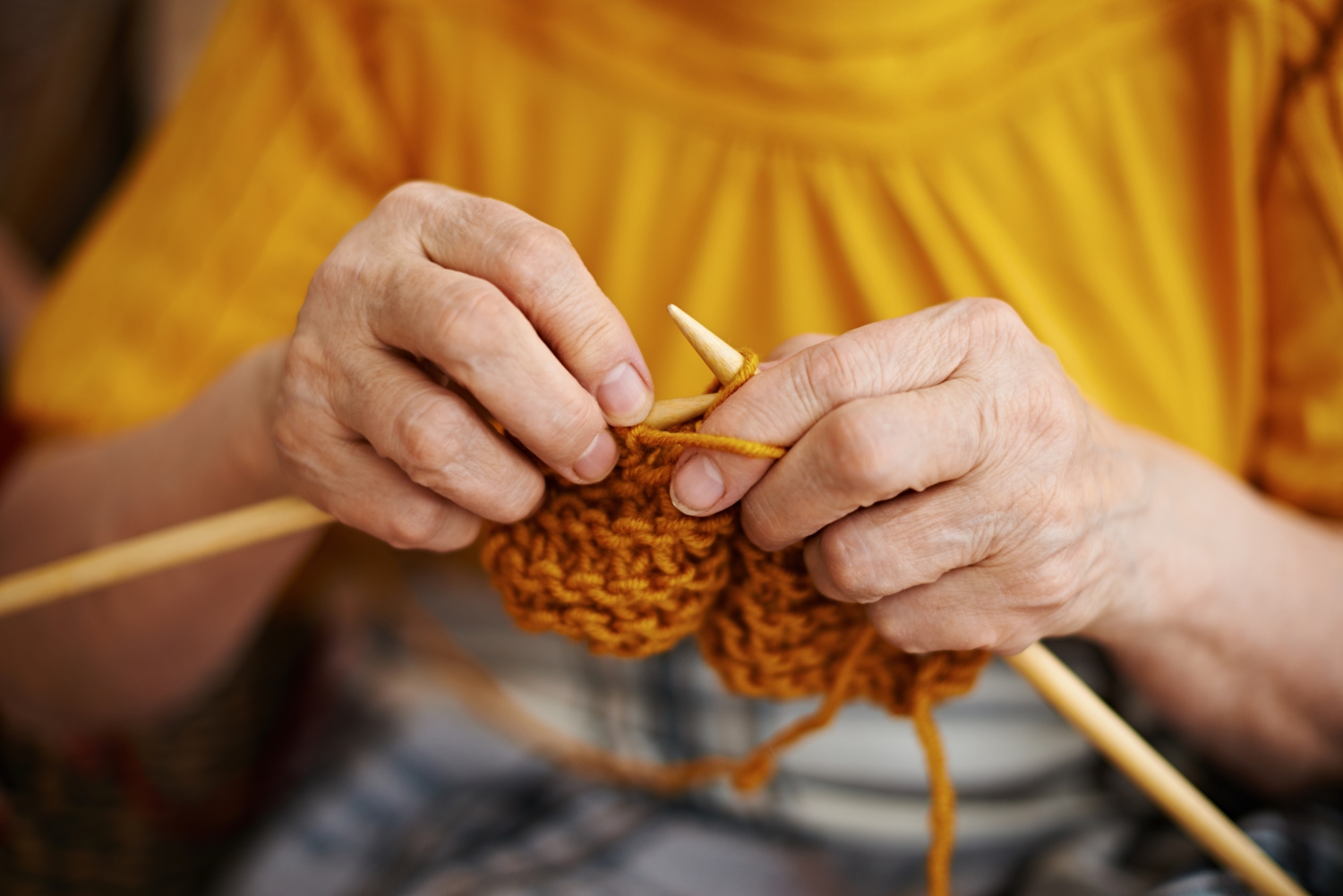 вязание вяжет одежда старик