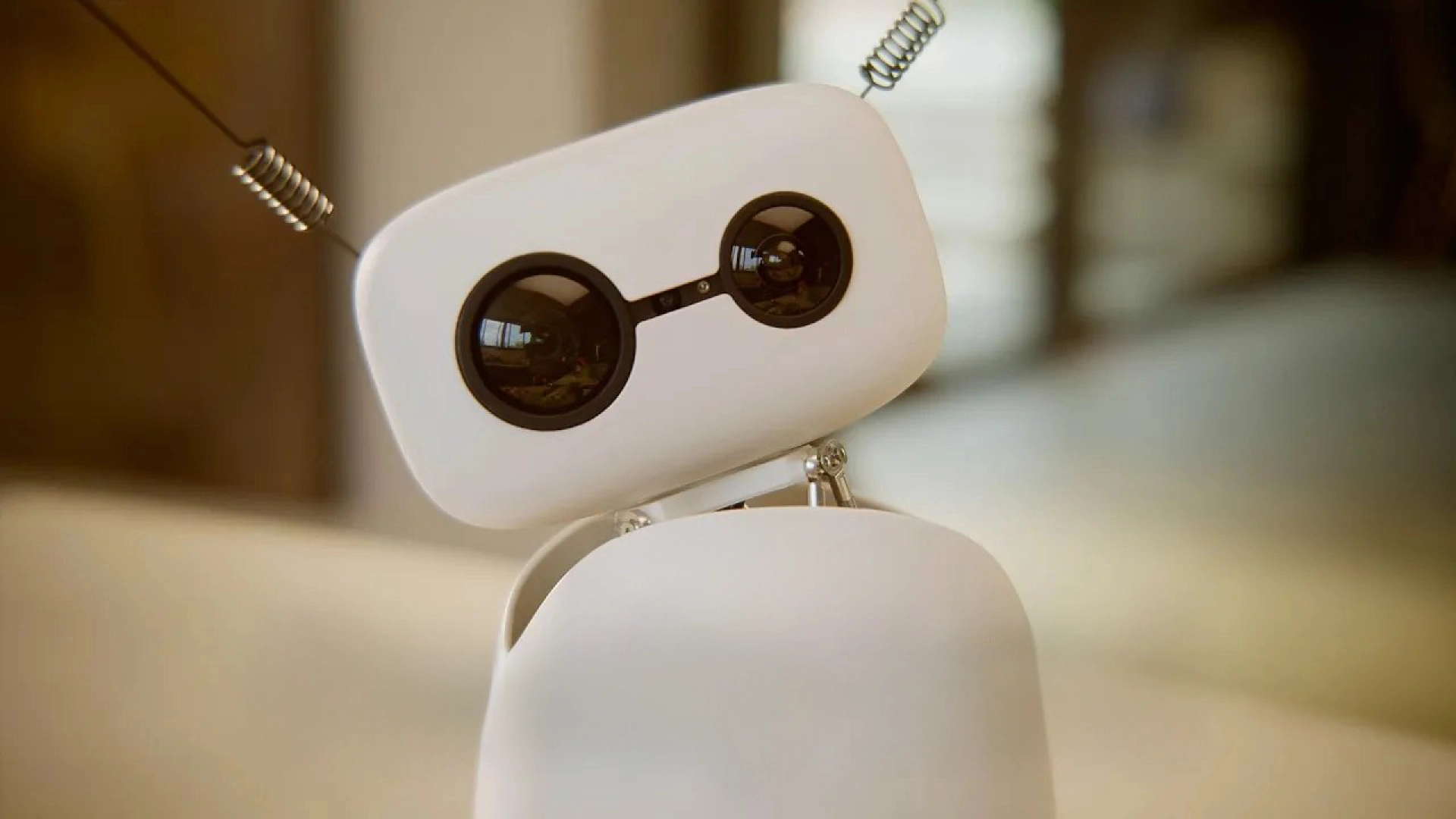 Hugging Face Reachy Mini робот