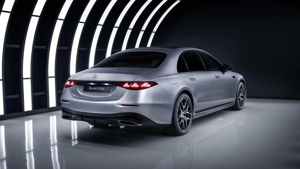 Mercedes-Benz S-Class (2027)
